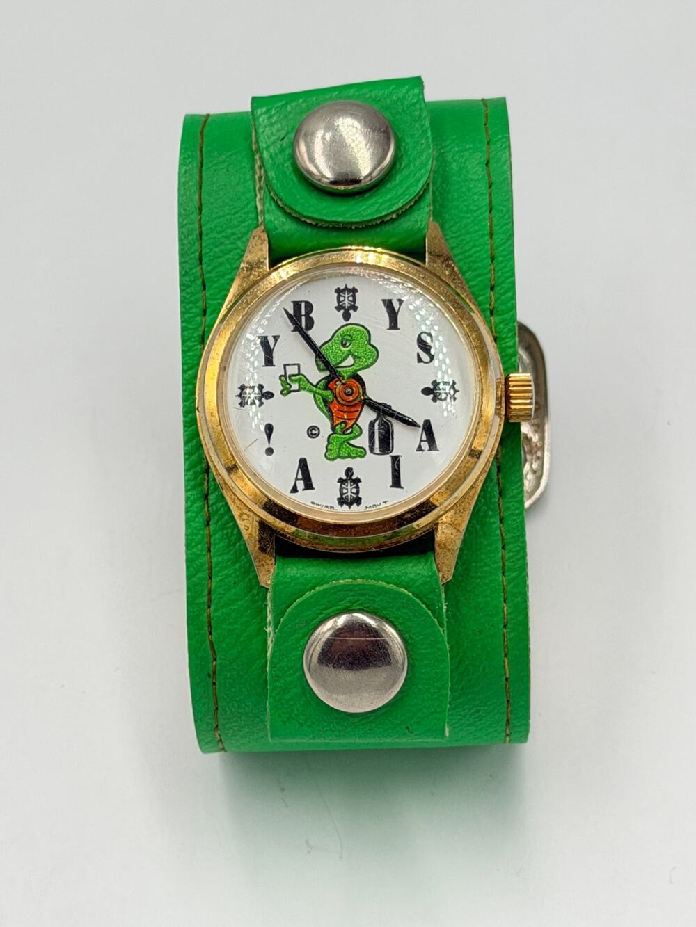 Vintage OBERON Trutle Club Y.B.Y.S.A.I.A Swiss Wind-Up Watch 5 O'Clock Somewhere